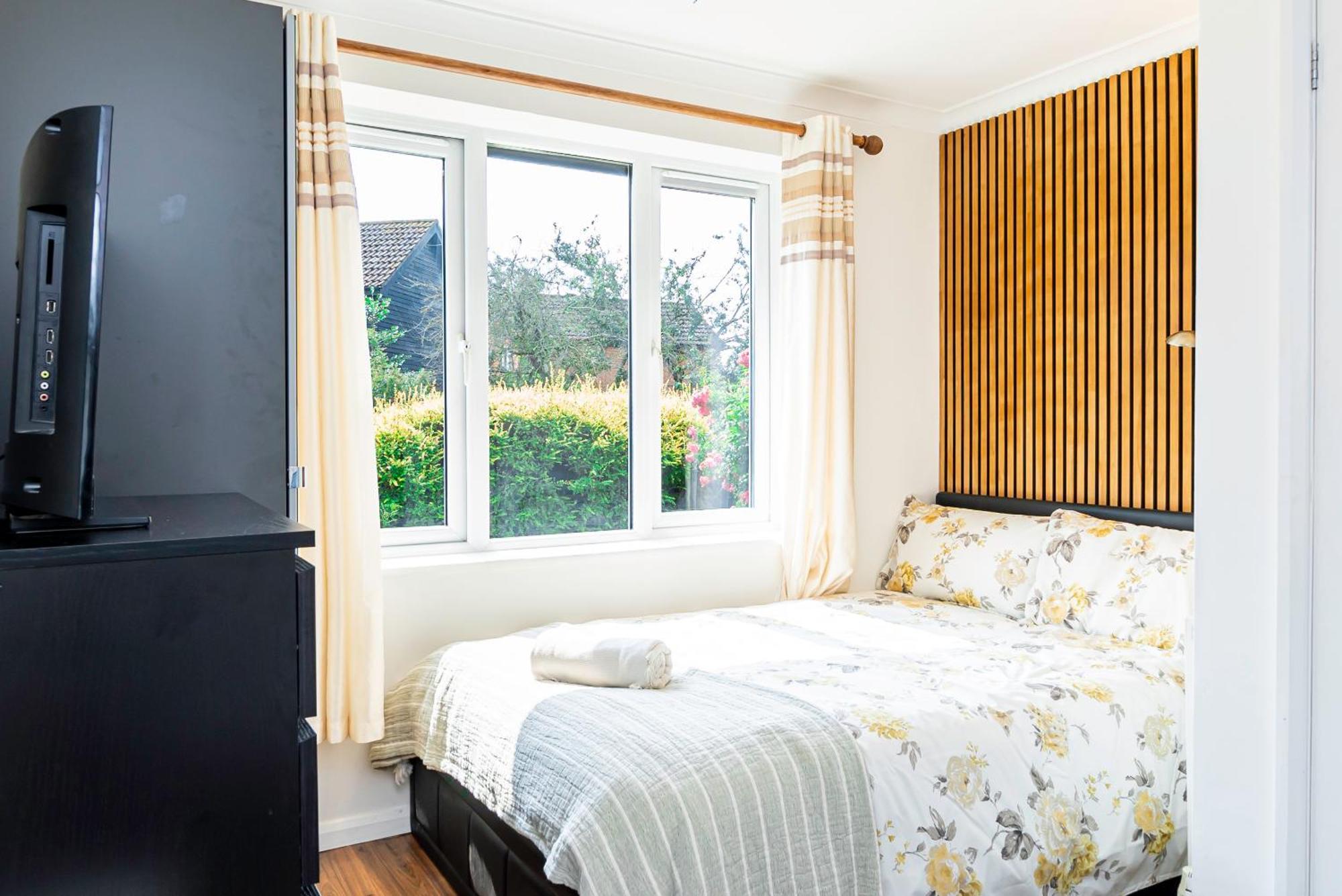 Earley Luxury Ensuite Room With Private Entrance Reading Exterior foto